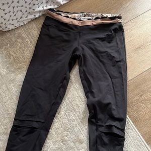 Ripped knee leggings